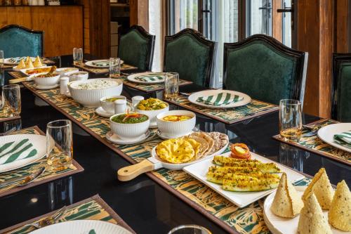 ama stays and trails kashi house rishikesh