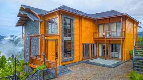 ama stays and trails kashi house rishikesh