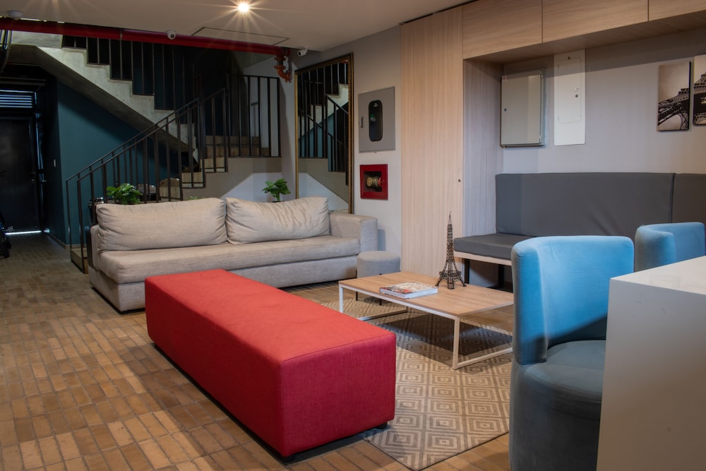 cadena hotelera rey es