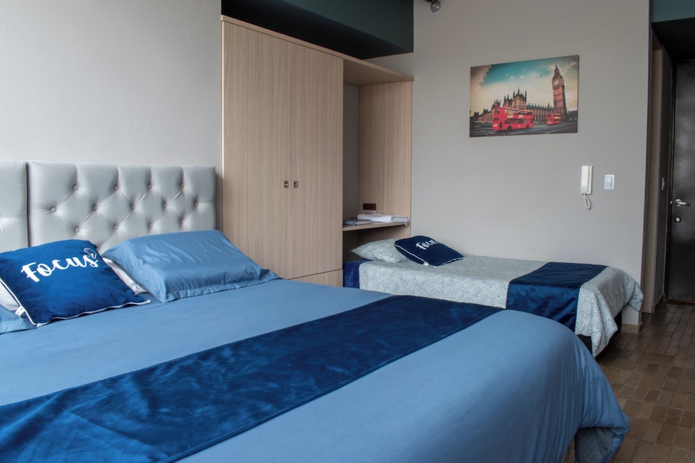 cadena hotelera rey es