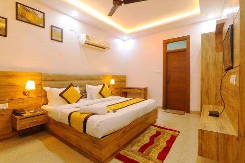 Hotel Cristelia,,3 star