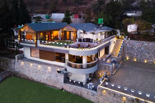 ama stays and trails whispering pines bhimtal