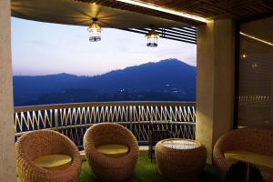 ama stays and trails whispering pines bhimtal