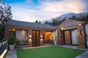 ama stays and trails whispering pines bhimtal