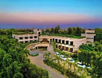 luxera hotels and resorts