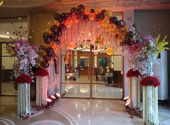 luxera hotels and resorts