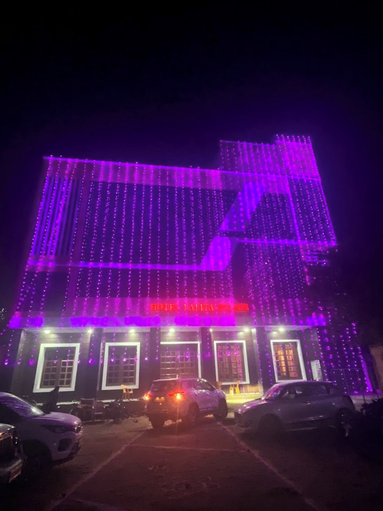 hotel lalita palace arrah