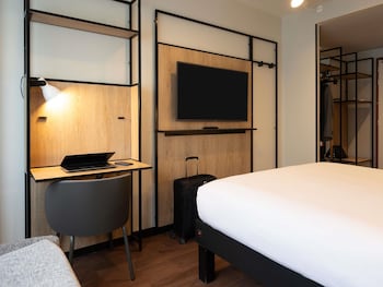 ibis paris gare de lyon diderot 12th