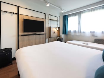 ibis paris gare de lyon diderot 12th