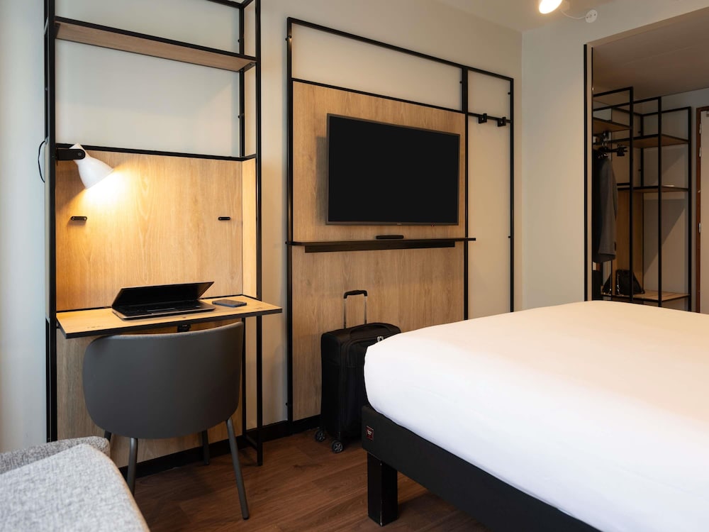 ibis paris gare de lyon diderot 12th