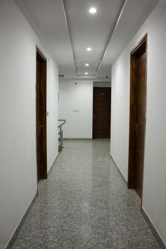 Hotel Nue-Nest,,3 star