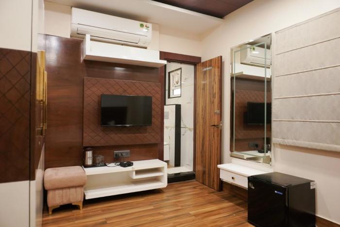 hotel divyanshi inn