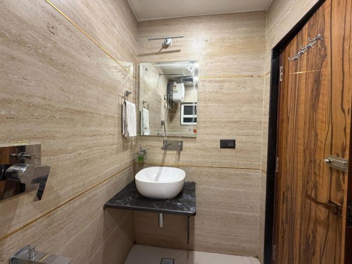 hotel divyanshi inn