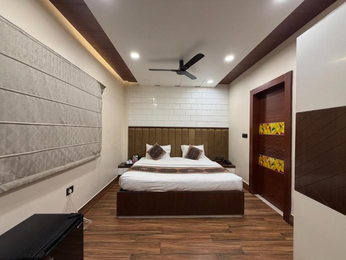 hotel divyanshi inn