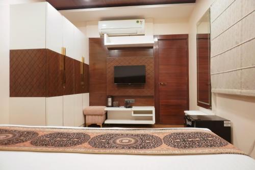 hotel divyanshi inn
