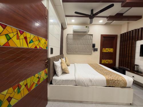 hotel divyanshi inn