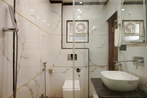 hotel divyanshi inn