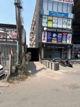 Hotel Gokul Solitaire - Surat,,2 star