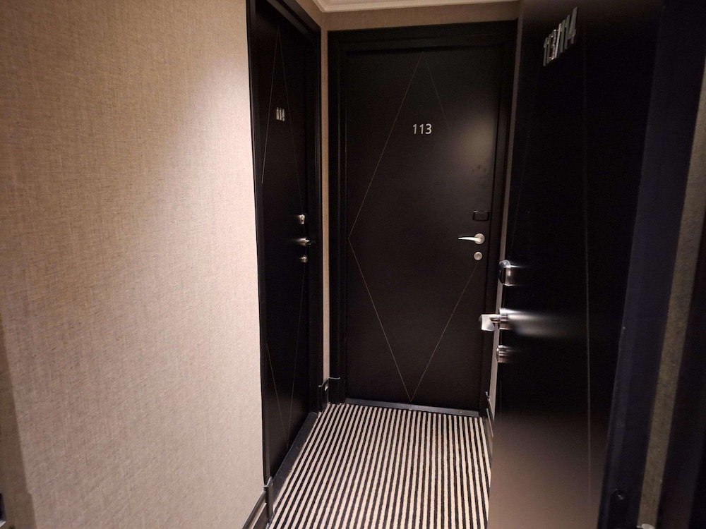 mercure paris arc de triomphe wagram