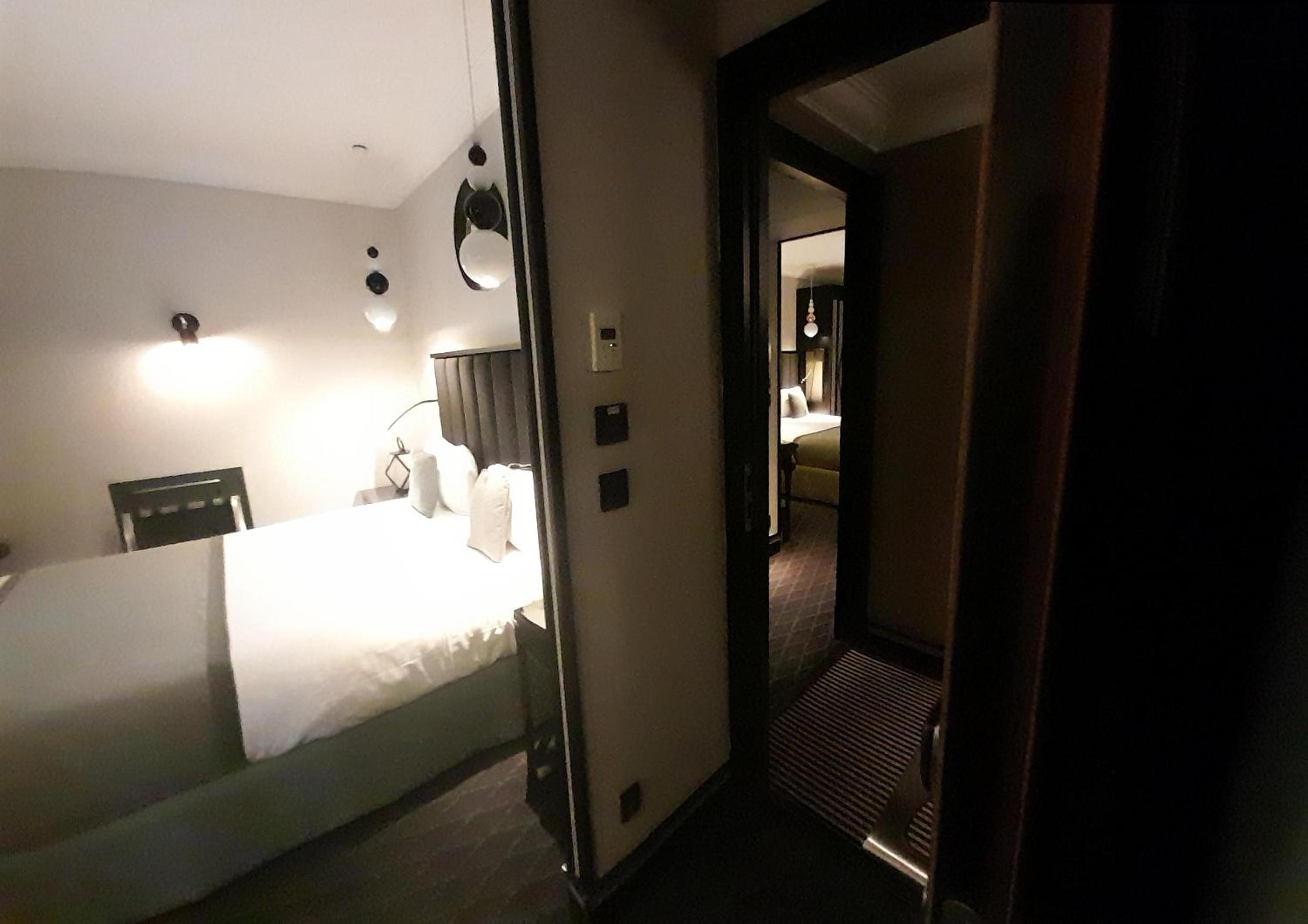 mercure paris arc de triomphe wagram