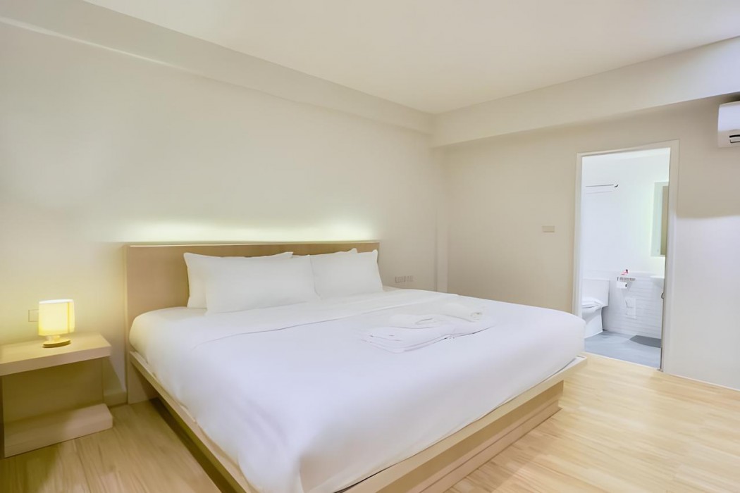 zhennan teabar hotel