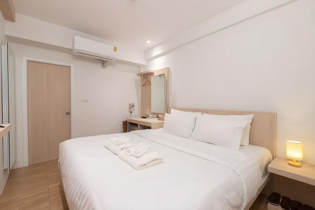 zhennan teabar hotel