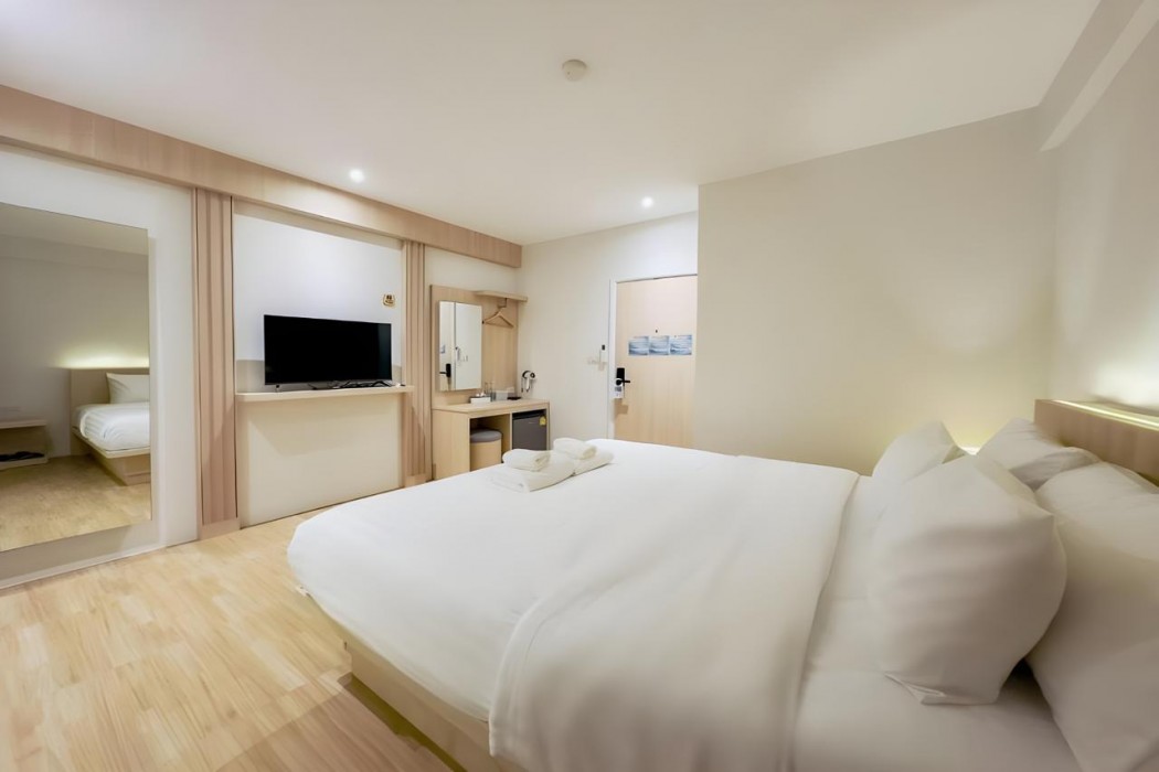 zhennan teabar hotel