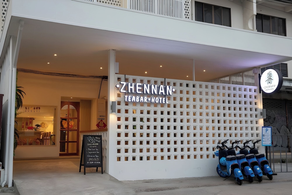 zhennan teabar hotel