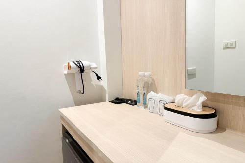 zhennan teabar hotel