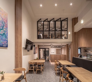 Zen Master Hotel,,2 star