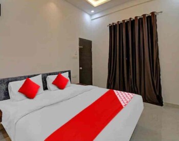 hotel highway relax inn by grb