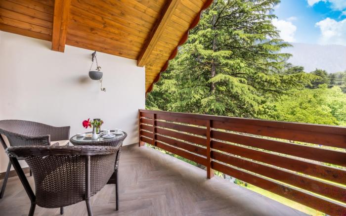baikunth manali by leisure hotels