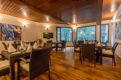 baikunth manali by leisure hotels