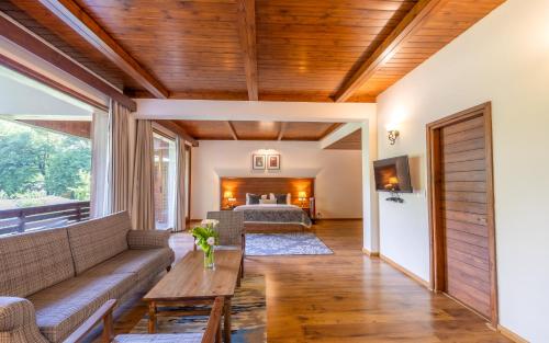 baikunth manali by leisure hotels
