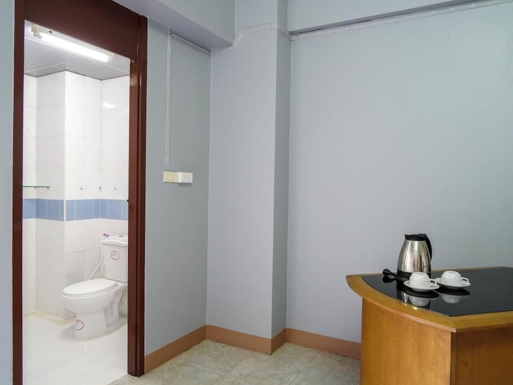 roomquest sps hotel and residence