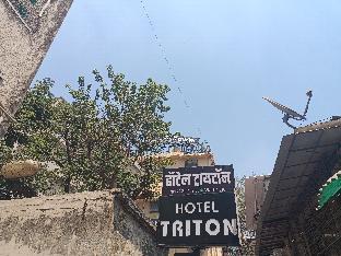 hotel triton