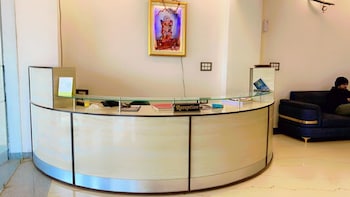 Hotel Giriraj Palace,,3 star