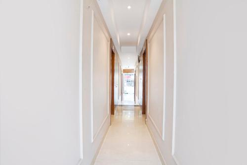 Hotel Affari,,3 star