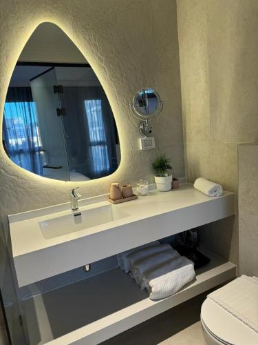 allenbeach tlv apart hotel adults only