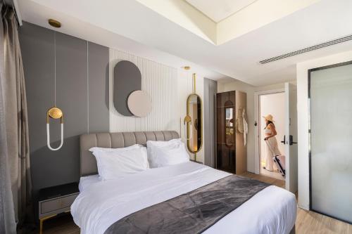 allenbeach tlv apart hotel adults only