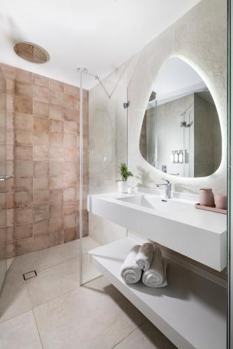 allenbeach tlv apart hotel adults only