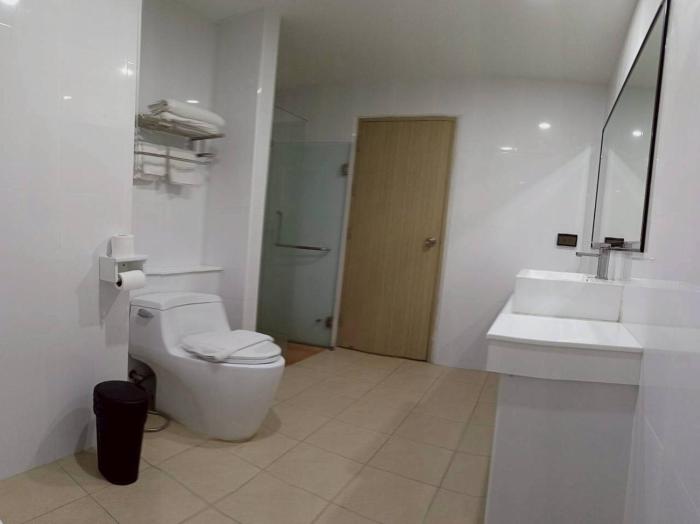 njoy prestige grand hotel don mueang
