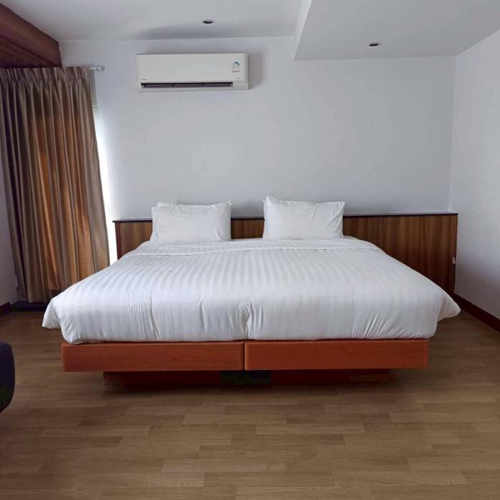 njoy prestige grand hotel don mueang