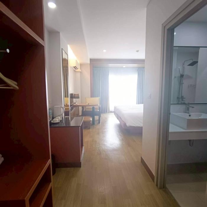 njoy prestige grand hotel don mueang
