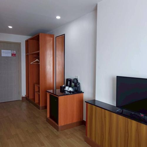njoy prestige grand hotel don mueang