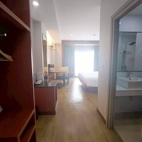 njoy prestige grand hotel don mueang