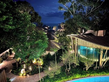 luxtalay khanom hotel