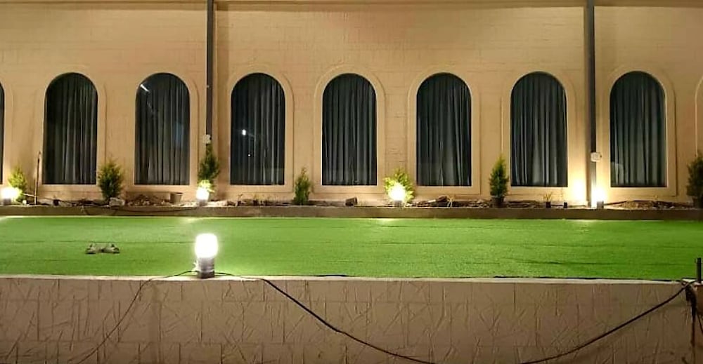 the democracy hotel and resort