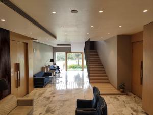 the democracy hotel and resort