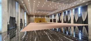 the democracy hotel and resort